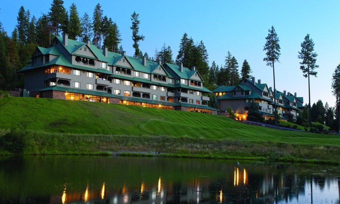 Coeur d'Alene Resort | Boating, skiing, and hiking galore!