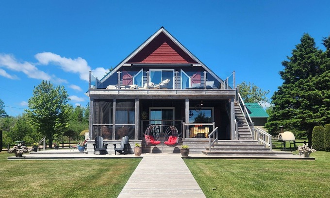 Tyne Valley Cottage | Book 7 Nights - August 31st to September 7th, Prince Edward Island, Canada 2026