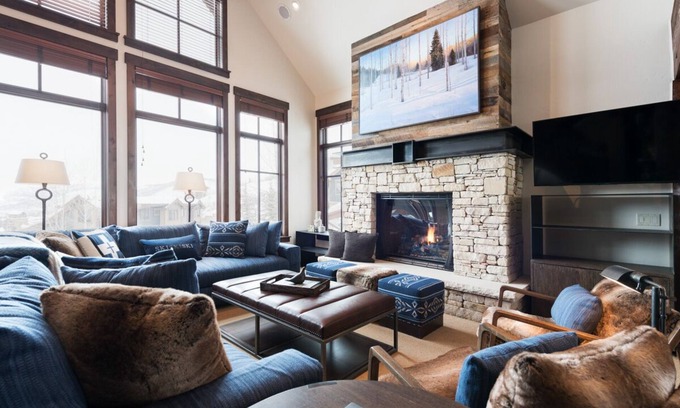 North Park City Cottage | Book for Winter! Cottage with Ski-in/Ski-out Access, Hot Tub and Theatre Room!