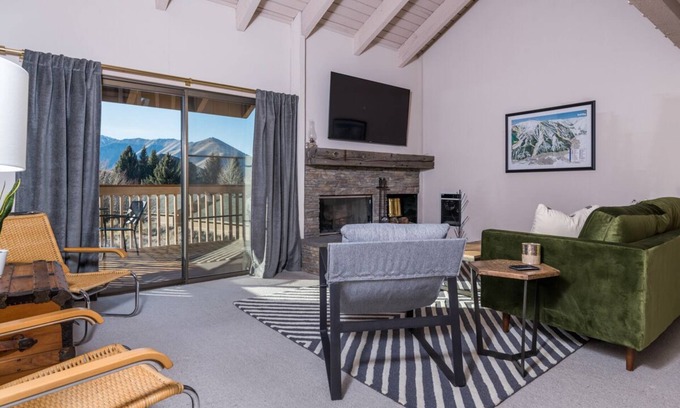 Sun Valley House | Book Now for a Festive Getaway! Condo with Mountain Views and Shared Hot Tub
