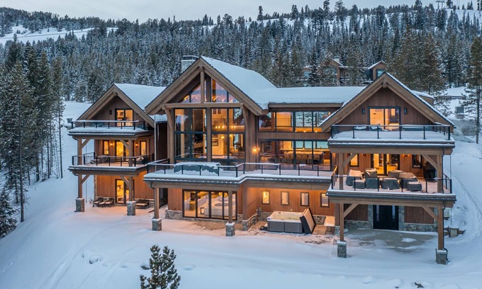 Spanish Peaks House | Book Now for Ski Season! Newly Built Ski-in, Ski-out Mountain Home with Hot Tub!