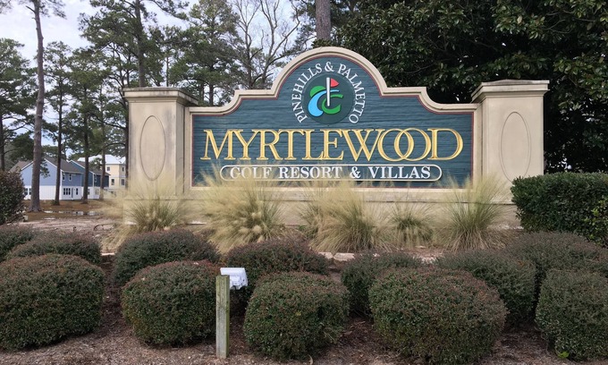 Central Myrtle Beach Condo | BOOKING 2026! GR RATES GR LOCA 2BEDRM w ELEVATOR GOLF VIEW APPRX 1 MILE TO BEACH