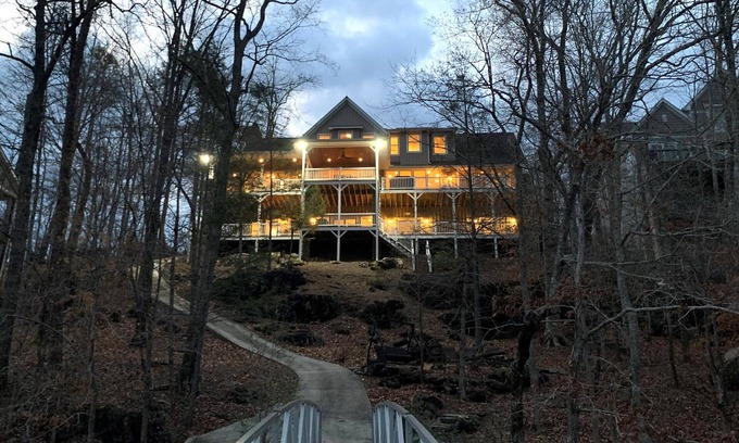 Big Creek House | Booking for Summer 2025