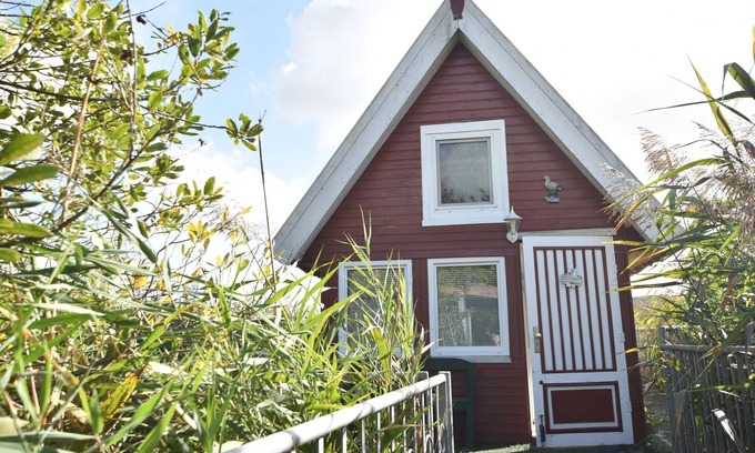 Sternberg House | Bootshaus direkt am See