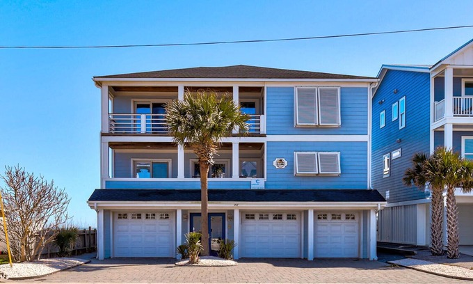 Kure Beach House | ☀️Boracay: 10BR Home-Panoramic Ocean Views-Private Beach Access☀️