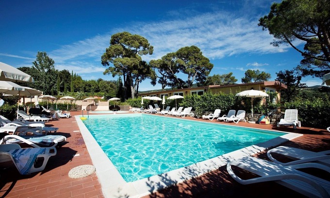 Pomaia Hotel | Borgo di Pomaia
