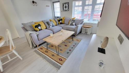 Weymouth House | Bosun`s Cottage Luxury stay in the heart of town