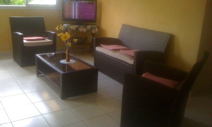 Le Diamant Apartment | Bottom of villa for rent in diamond (F3)