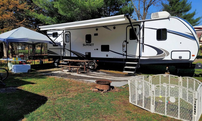 Town of Wappinger House | Bougie Bessie - Delivered to you!