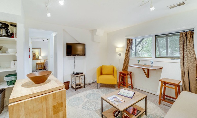 Rural North Boulder Apartment | Boulder Vacation Rental - 2 Mi to Pearl St Mall!