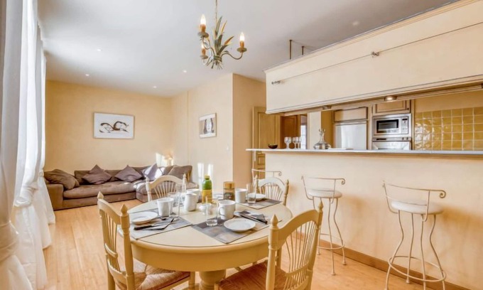 Saint-Tropez City Centre Apartment | Boulevard Louis Blanc by Interhome