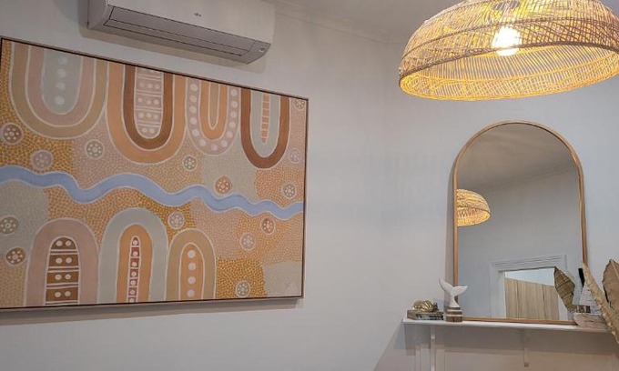 Saint Kilda South House | Boutique Beach House in the HEART of St. Kilda