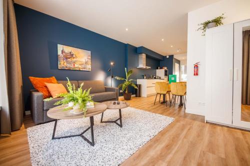 's-Hertogenbosch Apartment | Boutique Chic 55m2 Apartment with City Garden - DB6A