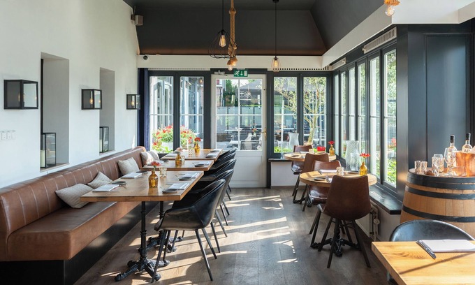 Badhoevedorp Hotel | Boutique Hotel Herbergh Amsterdam Airport