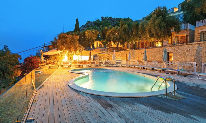 Ventimiglia House | Boutique Pool Apt. Balzi Rossi - Lucca 1, Ventimiglia, Italy