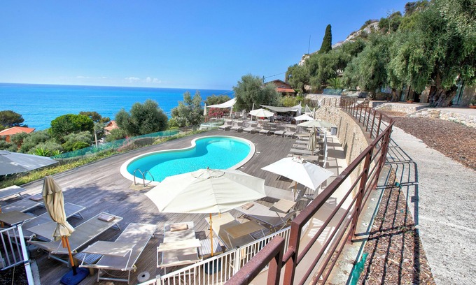 Ventimiglia House | Boutique Pool Apt. Balzi Rossi - Roma 1, Ventimiglia, Italy