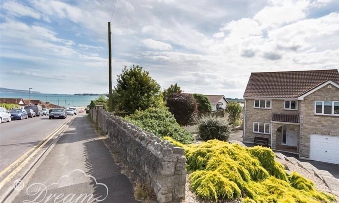 Weymouth Cottage | BOWLEAZE VIEW, family friendly, country holiday cottage in Weymouth