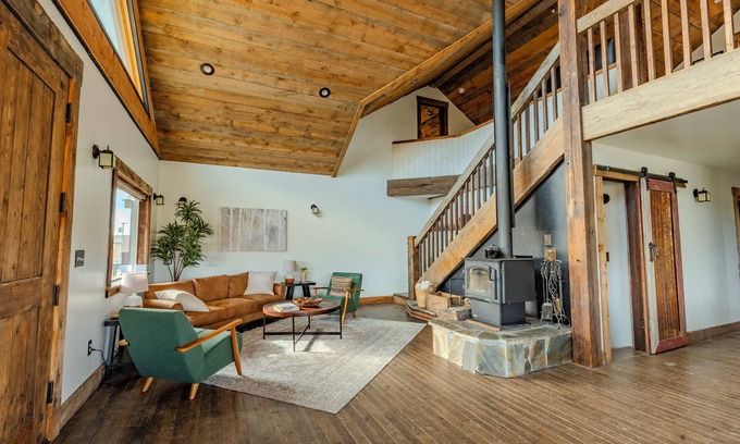 Bozeman House | Bozeman Country Retreat ~ Big Sky Views