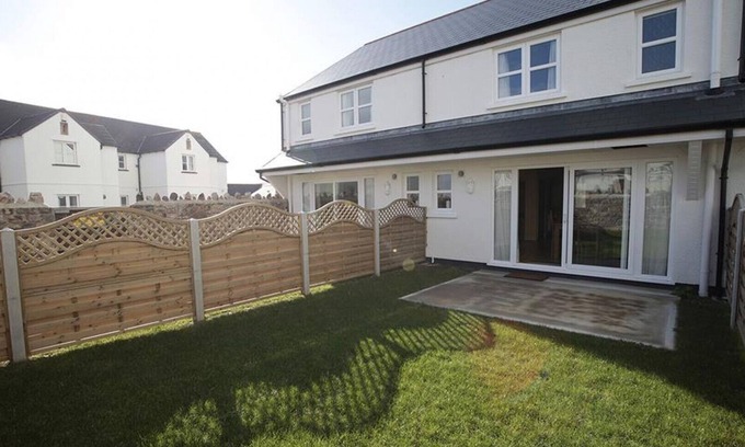 Horton House | Bramley Cottage - Two Bedroom House, Sleeps 4