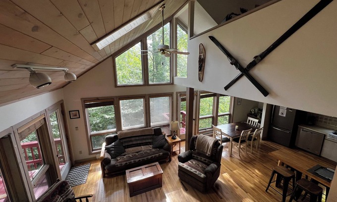 Davis Cabin | Branching Out Chalet
