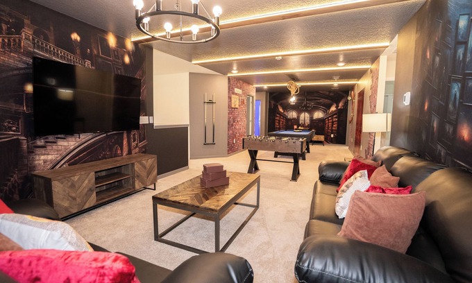Four Corners Villa | Brand New 10BR 8BA/Themed BR/PrivatePool/SPA 16276