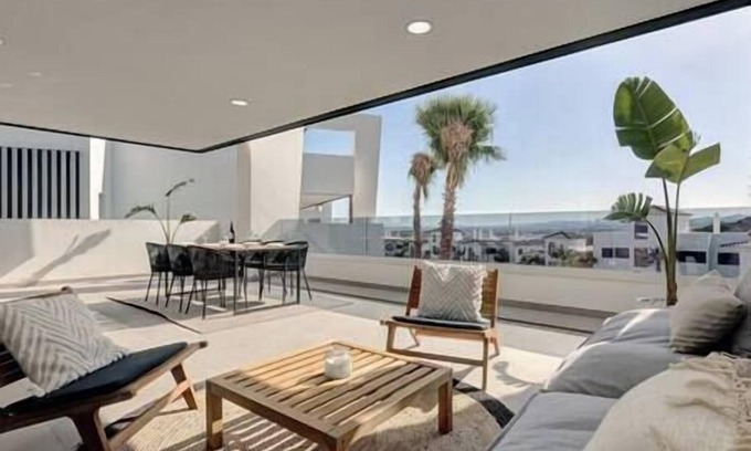 Estepona Apartment | Brand New Elegant 3 Bed Apartment @ Estepona Hills