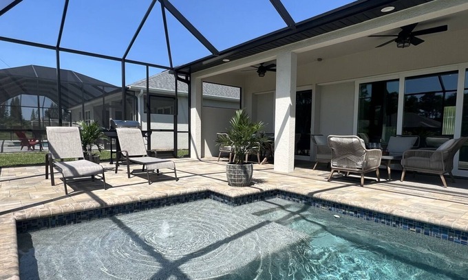 Broadmoor House | Brand New House w/pool 5 miles from the Beach