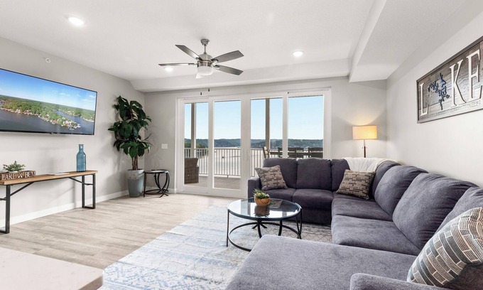 Camdenton Condo | *Brand New - Lake front~ Screened in Porch ~ 2 PWC & 12 x 32 slip