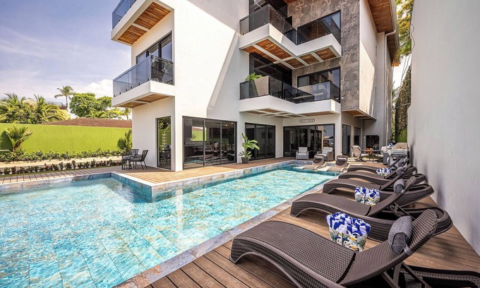 Jaco Villa | Brand New Luxury Spacious 12 Bedroom Ocean Front Luxury Villa South Jaco.