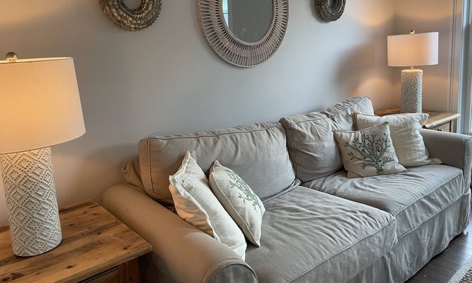 Mystic - New London House | Brand New Masons Island home by the water