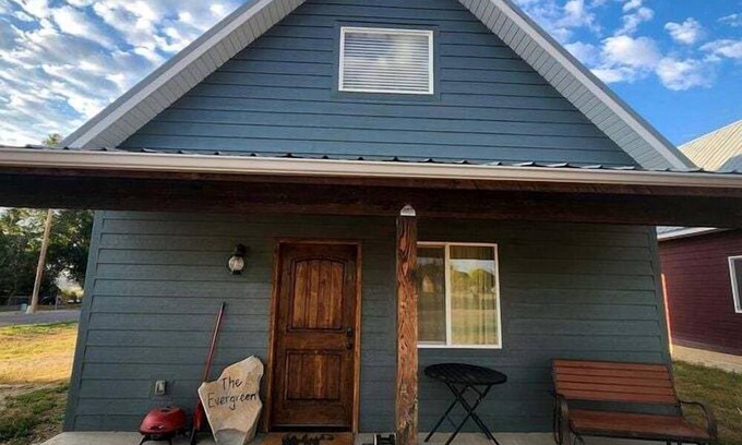 Cannonville Cabin | Brand New, Modern Country Cabin near Bryce Canyon National Park, Utah