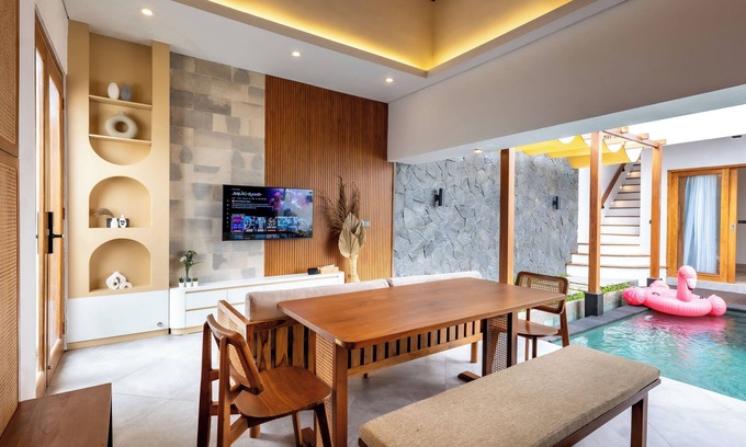 Babakan Villa | [Brand New] Serene Bali Villa w/Private Pool – Tropical Escape in Canggu