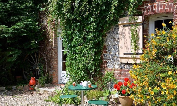 Varneville-Bretteville House | Bread Oven - VARNEVILLE BRETTEVILLE