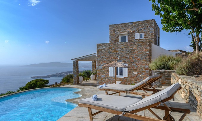 Kato Aprovatou House | Breathtaking sea view - Swimming pool - 5' from the beach + tavern