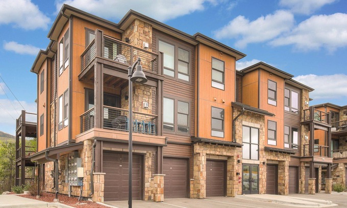 Silverthorne Apartment | Breckenridge 97 - Two Bedroom Apartment, Sleeps 4