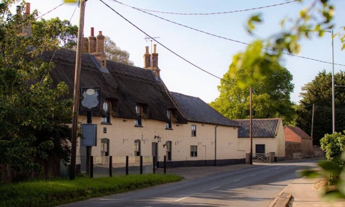 Hockwold cum Wilton House | Breckland Thatched Cottage
