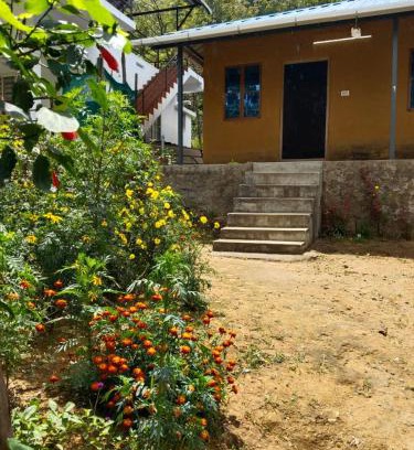 Kanthalloor House | BREEZE GARDEN MUD HOUSE Home Stay