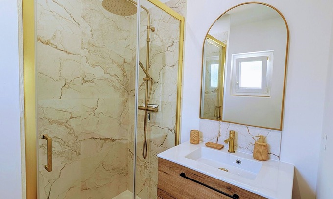 Trevou-Treguignec Apartment | Bretagne location vue mer Trévou Treguignec Côtes granit rose, 200 m plage