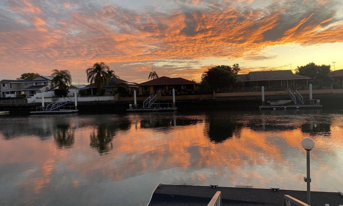 Banksia Beach House | Bribie Island Canal waterfront! Location perfect!