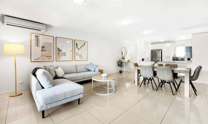 Bongaree Apartment | Bribie Sunset Vistas - Coastal Bliss Awaits