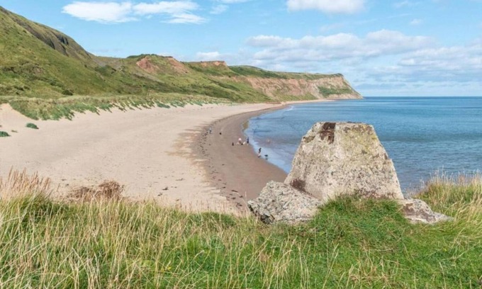 Skinningrove Apartment | Bridge House in Skinningrove