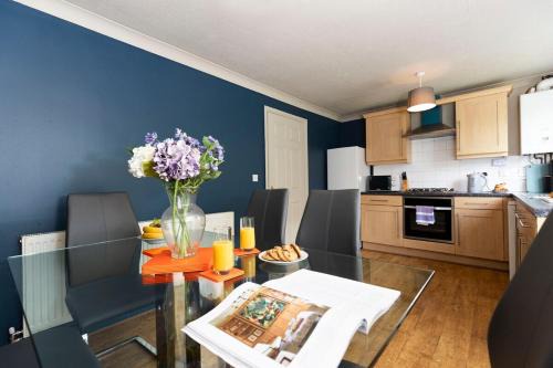 Newcastle-upon-Tyne House | Bridges Retreat, Newcastle