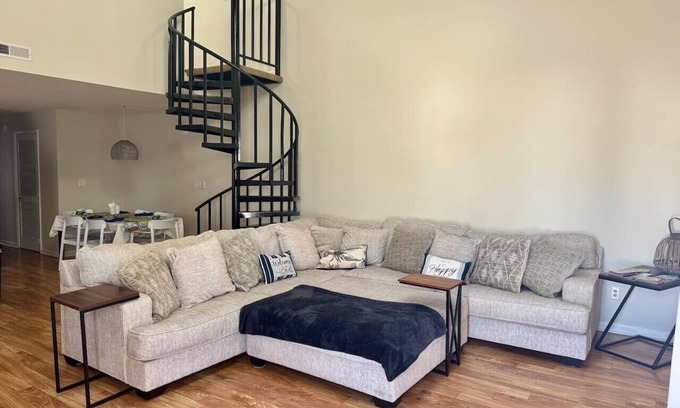 Surfside Beach Apartment | Bright 2 Bedroom 2 Bath Minutes To Beach