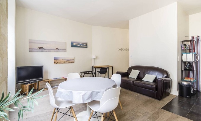 Hotel de Ville - Quinconces Apartment | Bright and comfortable apartment - 2nd FLOOR