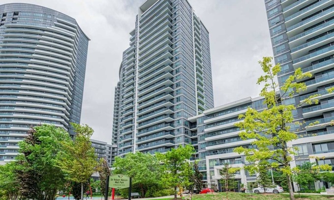 Thornhill Condo | Bright and Spacious 1+1nCaptivating Sunset Vistas! Fully Equipped, Prime Condo!