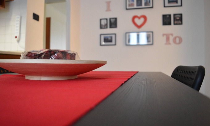 Candiolo Apartment | Bright apartment in the town center, very close to services, shops