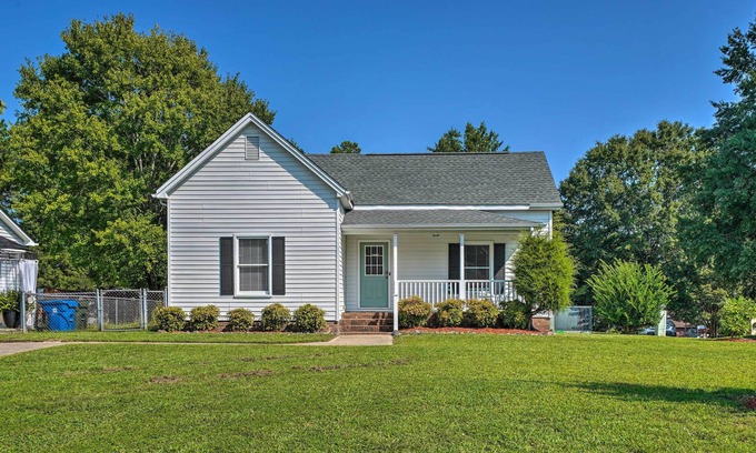 Durham House | Bright Durham Home w/Fully Furnished Deck!