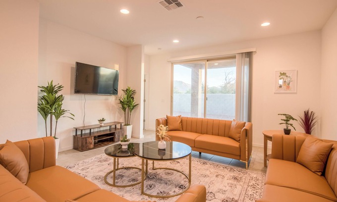 Laveen Village House | Bright & Inviting 3-Bedroom Home in Laveen – Comfort Awaits!