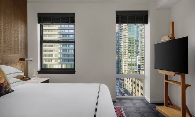 Downtown Seattle Hotel | Bright King Room with Floor-to-Ceiling Views in Seattle's Belltown!