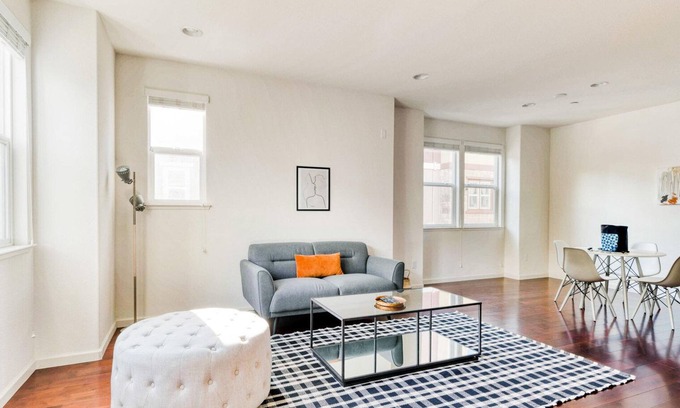 Milpitas Apartment | Bright Milpitas 2BR, nr BART, Mall & Highway Access, by Blueground